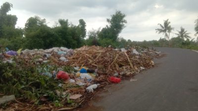 Warga Keluhkan Bau Sampah Menyengat di Ladang Tanak Kaken