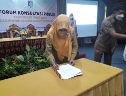 Ketua Dharma Wanita Persatuan Lobar Ikuti Forum Konsultasi Publik RKPD Lombok Barat 2023