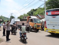 Kepadatan Arus Penyeberangan Pasca MotoGP, Polres Lobar Rekayasa Lantas dan Urai Kemacetan