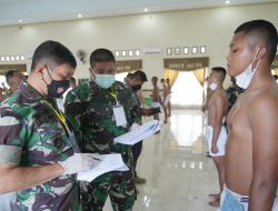 Danrem 162 /WB Pimpin Sidang Parade Penerimaan Prajurit Tamtama TNI-AD.