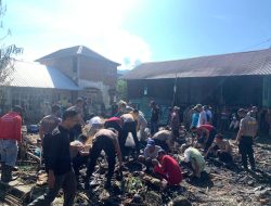 TNI Polri Kecamatan Seteluk Bantu Petugas Damkar Padamkan Rumah Warga Desa Rempe Ludes Dilalap Sijago Merah