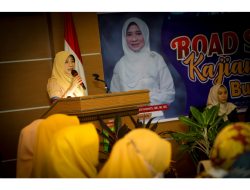 Bunda Niken Ajak Kader PKK Bimbing Orang Tua Dalam Membina Karakter Anak