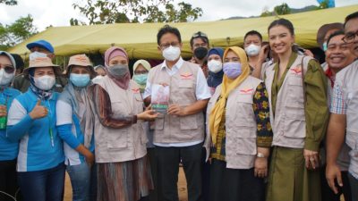 Bersama Menteri Kesehatan Wagub NTB Resmikan Puskesmas Pembantu di Lombok Barat