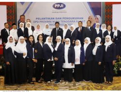 Hadiri Pelantikan PPJI DPD NTB, Ini Pesan Bunda Niken