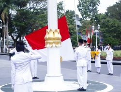 Bendera Merah Putih Diturunkan, Peringatan HUT ke-77 RI di Bumi Gora Selesai