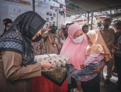 Tinjau Posyandu Lingkungan Turida Barat, Wagub NTB Tekankan Pentingnya Konsumsi Protein Hewani