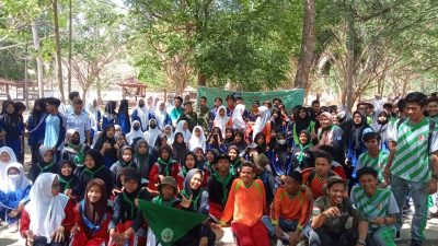 Sukseskan Program NTB Zero Waste, Geopark Tambora dan Siswa SMA di Bima Gelar Aksi Bersih-Bersih