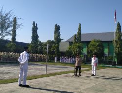 Kasat Binmas Jadi Pembina Upacara Bendera di MAN 2 Kota Bima