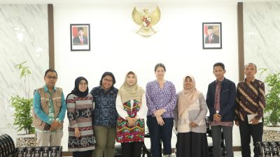 Wagub NTB Paparkan Posyandu Keluarga di Hadapan Perwakilan University Of Leeds School Of Geografh