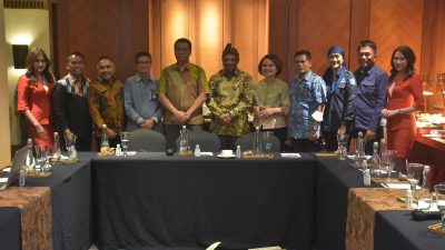 Pertemuan Gubernur NTB dan CEO Capital A Bahas Direct Flight