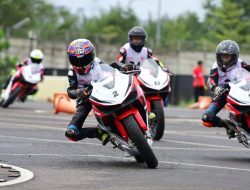 Puluhan Pebalap Muda Ikuti Seleksi Astra Honda Racing School