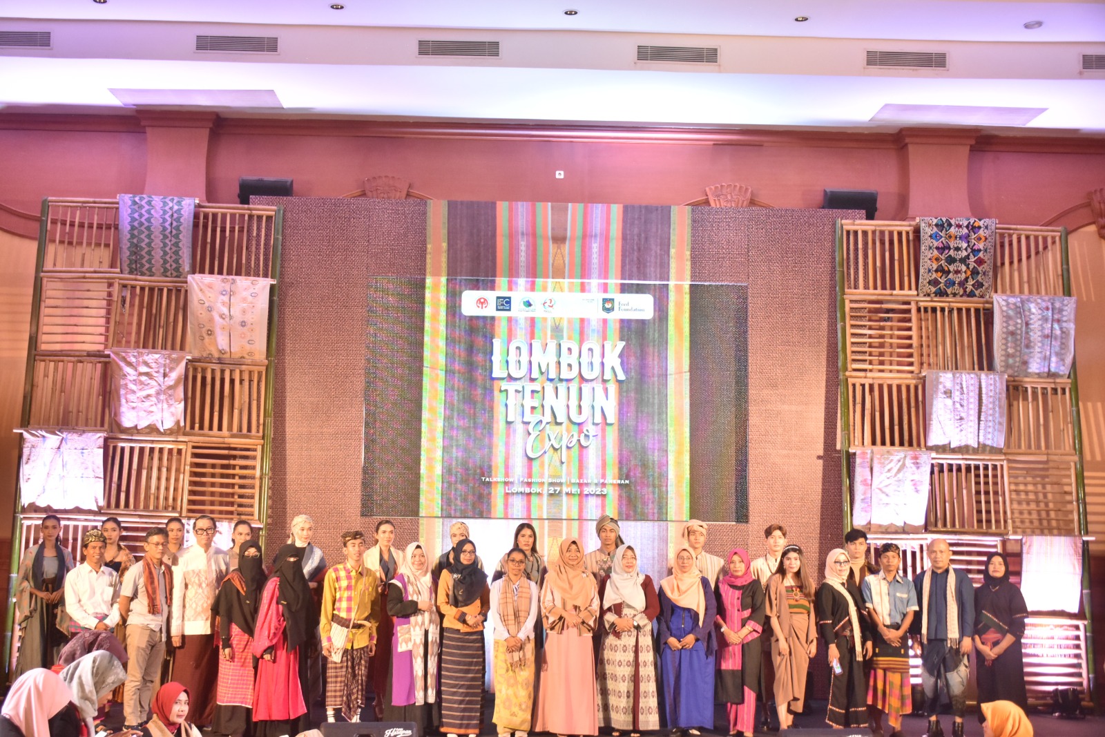 Hadiri Lombok Tenun Expo, Bunda Niken Apresiasi Seluruh Penenun Perempuan di NTB
