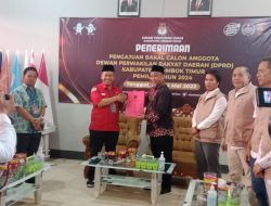 DPC PDIP Lombok Timur Resmi Daftarkan Bacaleg ke KPU