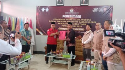 DPC PDIP Lombok Timur Resmi Daftarkan Bacaleg ke KPU