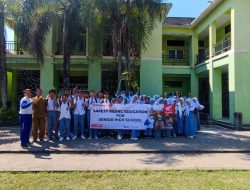 Gagas Gaya Berkendara Aman, Honda NTB Edukasi Puluhan Siswa SMKN 1 Kuripan