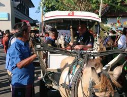 MXGP Samota Sumbawa, Pebalap Naik Dokar Pawai Sampai Istana Tua