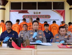 Polres Lombok Barat Ungkap 7 Kasus Pencurian, Tangkap dan Tahan 12 Tersangka