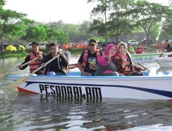 Gubernur Bang Zul dan Wagub Umi Rohmi Tebar Kebaikan dengan Pelepasan Benih Ikan di Danau Wisata Alam Gunung Jae