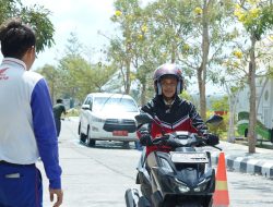 Ajak Pengendara Tetap Safety, Beli Motor Honda Gratis Jaket #Cari_Aman