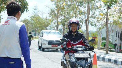 Ajak Pengendara Tetap Safety, Beli Motor Honda Gratis Jaket #Cari_Aman