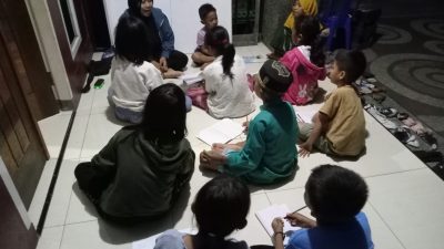 Puluhan Anak Kurang Mampu Di Dasan Cermen Terbantu Beasiswa Pendidikan Dari Astra