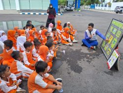 Tips Berkendara dan Berboncengan bersama Anak Usia Dini