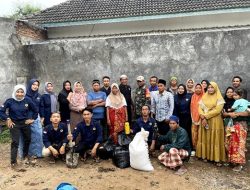 KKN PMD Universitas Mataram Gelar Penyuluhan dan Pembuatan Pupuk Organik dari Kotoran Sapi untuk Menjaga Kesuburan Tanah Pertanian di Desa Lenting