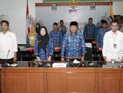 Pj Gubernur Hadiri Rakor Pengendalian Inflasi Secara Daring di Pendopo Timur Gubernur