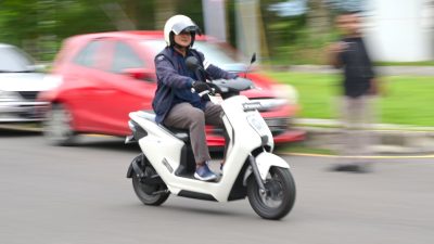 Honda EM1 e: dan EM1 e: PLUS Resmi Di Launching di NTB