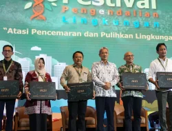 Julmansyah Kadis LHK NTB Wakili Pemprov NTB Terima Penghargaan Pengelolaan Lingkungan Kemen LHK RI