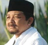 KH. ZULKIFLI MUHADLI, SH.MM siap ramaikan kontestasi Pilkada Prov.NTB.