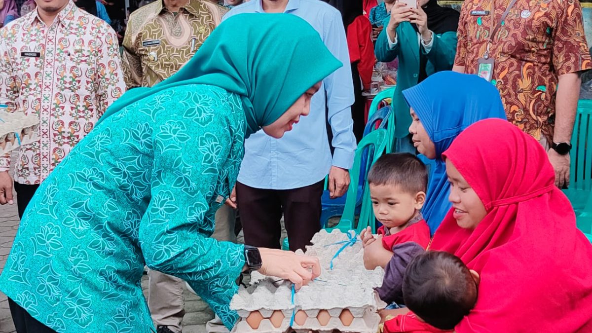 Baksos di Sepakek, Lombok Tengah, Pj Ketua TP PKK NTB Ingatkan Ini