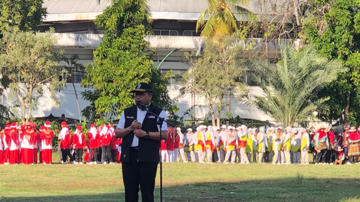 Ribuan Siswa SMA/SMK Meriahkan HUT RI ke-79 Dengan Lomba Gerak Jalan