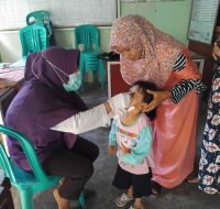 Cegah Lumpuh Permanen, Anak 0 sampai 7 Tahun di Desa Rensing Bat diberi Vaksin Polio