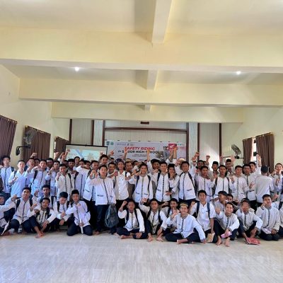 Siswa SMKN 1 Taliwang Jadi Pelopor Keselamatan Berkendara di Jalan Raya