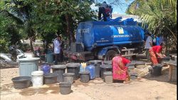 Atasi Kekeringan Semakin Meluas , BPBD Lombok Barat Gencarkan Distribusi Air Bersih