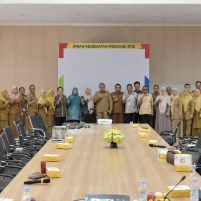 Hadiri Rapat Diseminasi Survei Evaluasi Stunting, Sekda NTB Berharap Terbentuknya Tim Evaluasi Pernikahan Anak