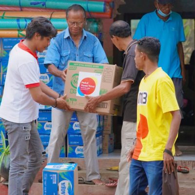 Indosat Salurkan Bantuan untuk Korban Erupsi Gunung Lewotobi di Flores Timur