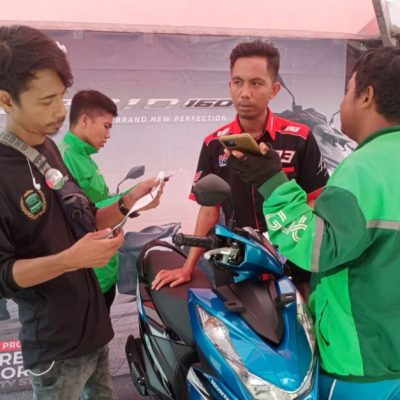 Roadshow Honda KOMPAK Ramaikan Kantor Grab Mataram