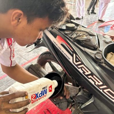 Rutin Ganti Oli Mesin Bikin Sepeda Motor Tetap Awet