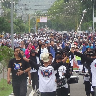 Jalan Sehat HAB ke- 79 Kemenag Kota Bima Diikuti Puluhan Ribu Peserta