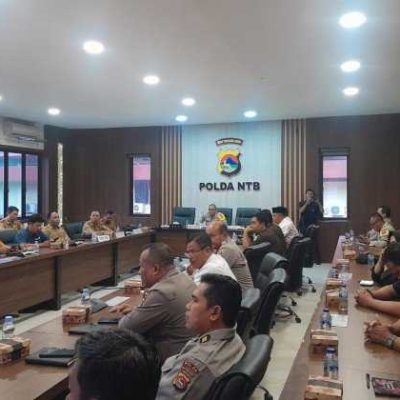 Dinas Kominfotik Hadiri Dialog Internal bersama Polda NTB