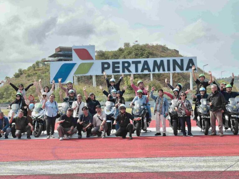 download (3)