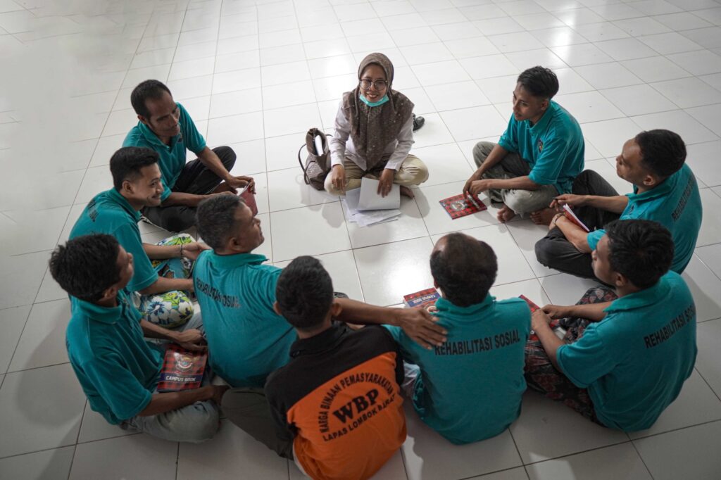 af7d355f-37eb-4ab4-ba58-8be193f7924e