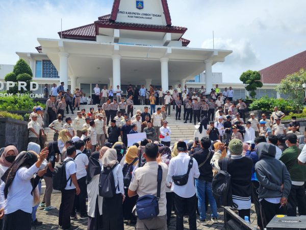 16022610-7dd7-499c-ac4a-c856506d6902