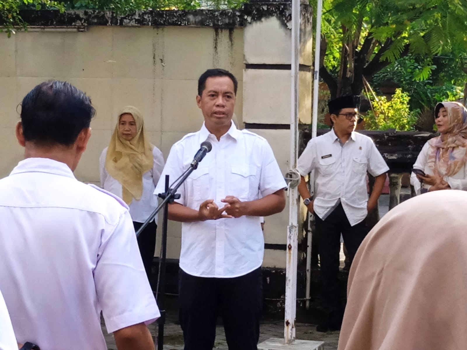 8d76db6d-2ee2-45f4-a65c-2a3318588280