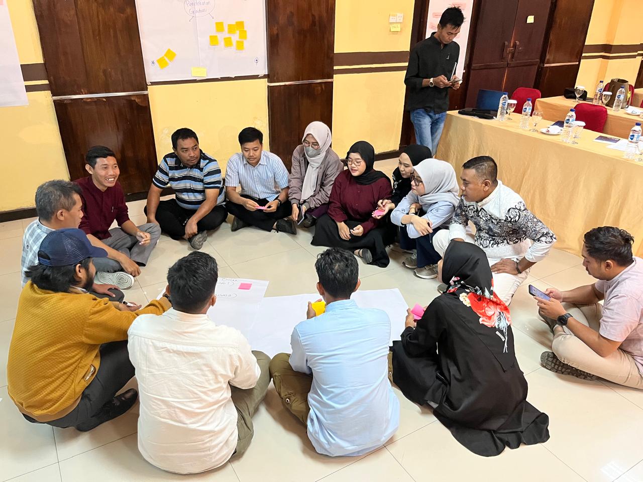 Pendamping Desa Berdaya Sedang DISKUSI Kelompok