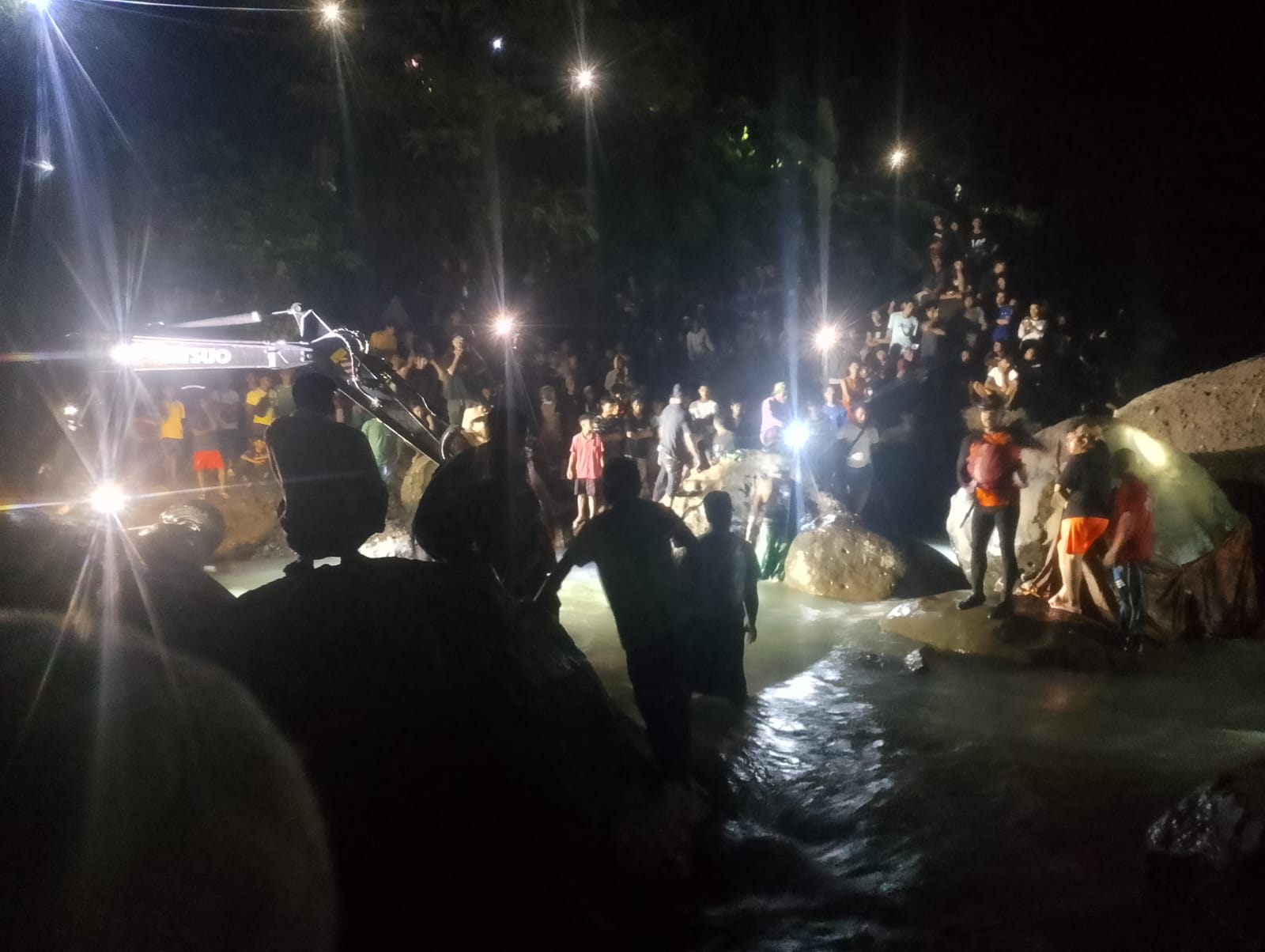 ea8311b3-a300-4c60-9223-51d7bb04d070