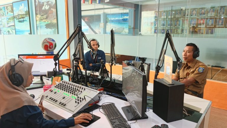 e19dfc61-4b7e-43fe-b4af-14749f1d66e9