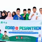 Foto bersam peserta, santri dan narasumber